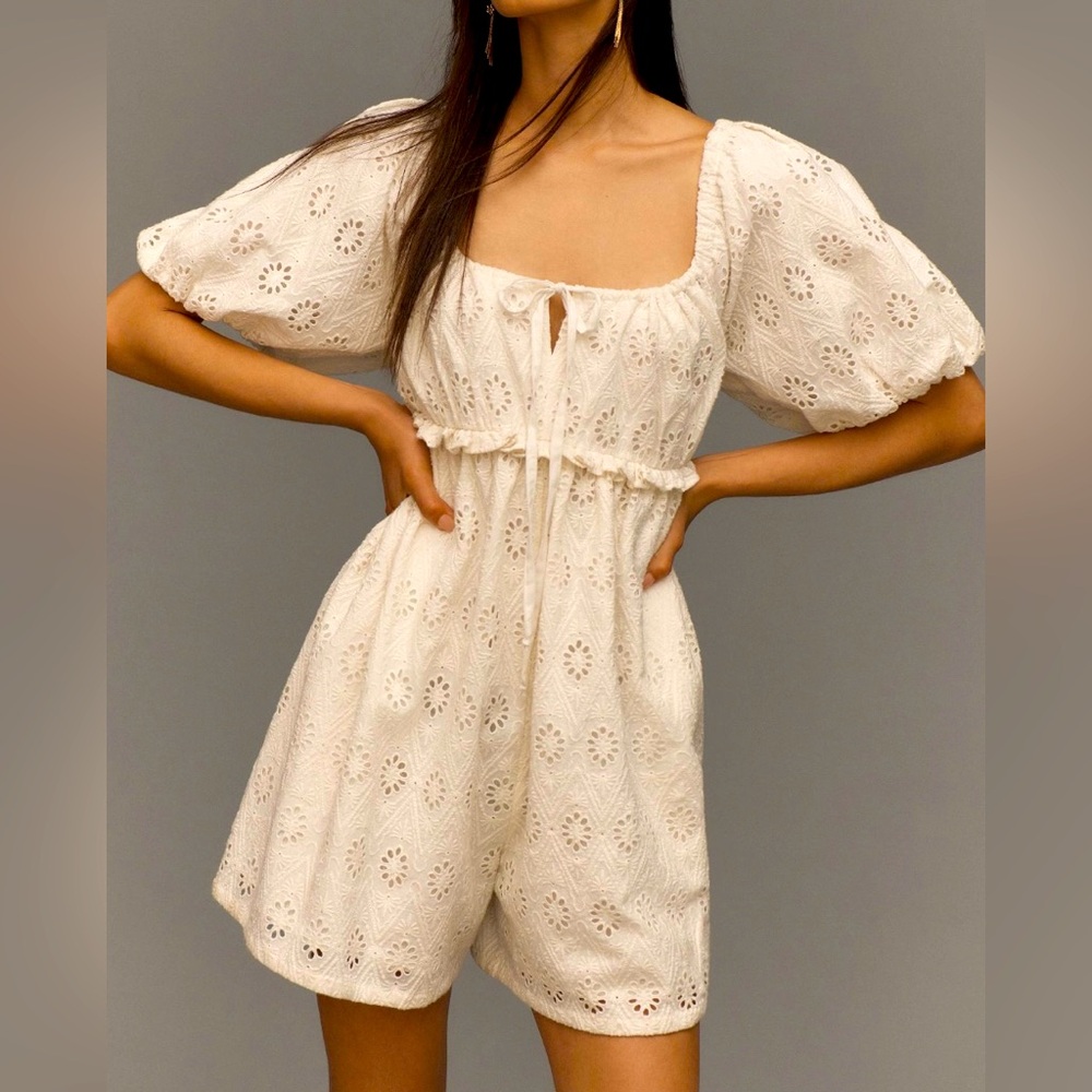 Anthropologie Pilcro Puff Sleeve Eyelet Romper size Large New without tags